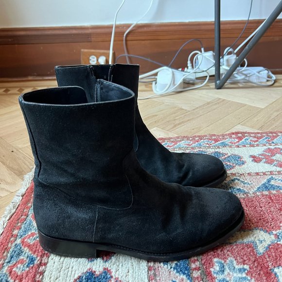 Balenciage black suede boots main image 4
